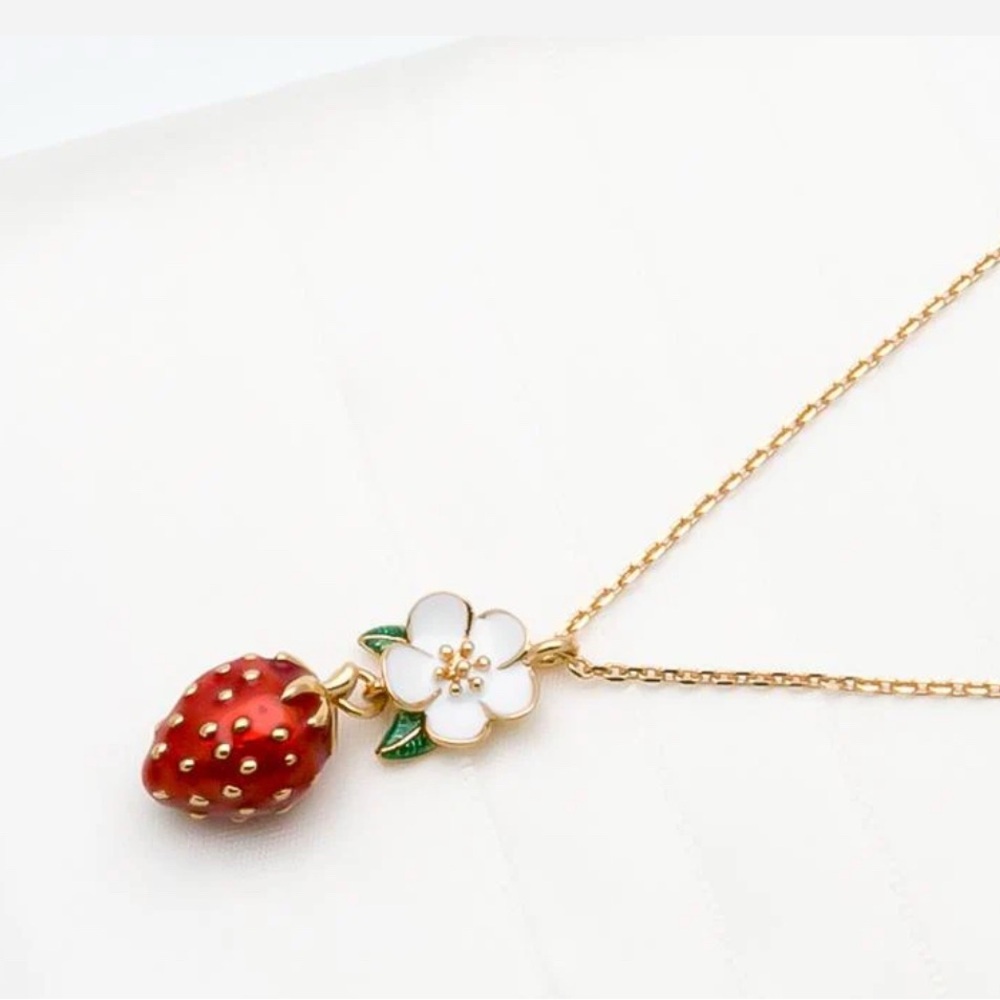 Kate Spade Picnic Perfect Strawberry Gold Pendant Necklace‎ NEW
